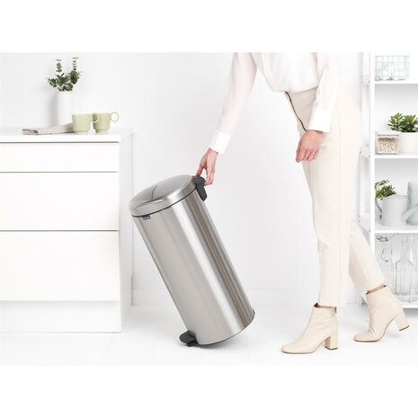 Brabantia Newicon Pedaalemmer 30L Mat Staal